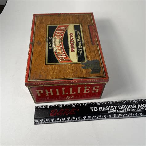 bayuk philadelphia perfecto metal cigar box|Phillies Perfecto Cigar Box for sale .